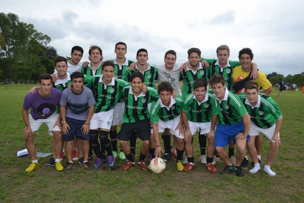 LOS PIBES DEL CAIDE