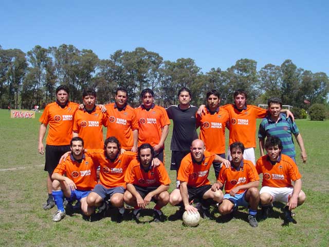 LEON CLUB