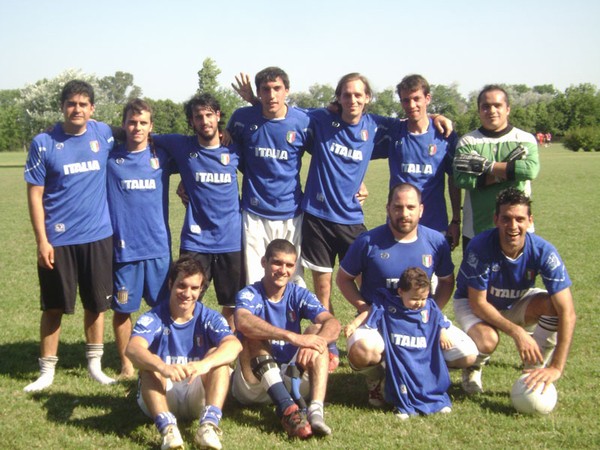 TAPIALES F.C.