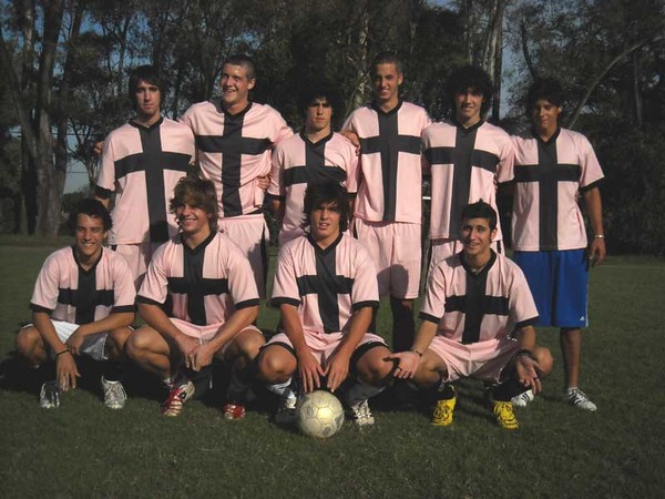 LA CANCHA DE TU HERMANA