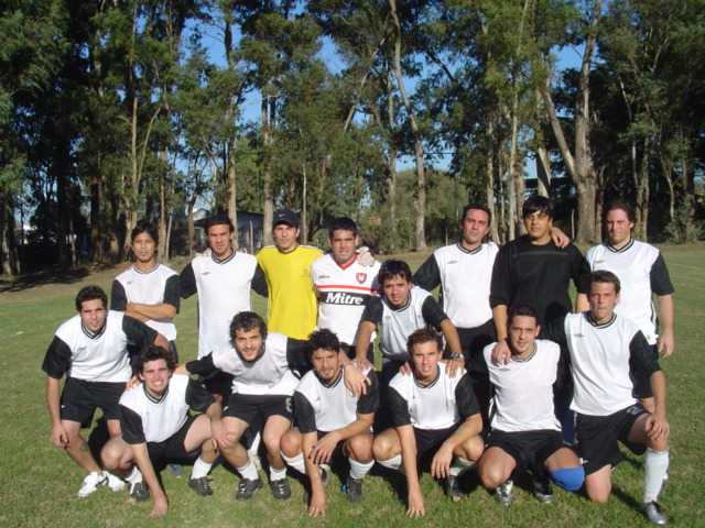 DEFENSORES DE ALMAGRO